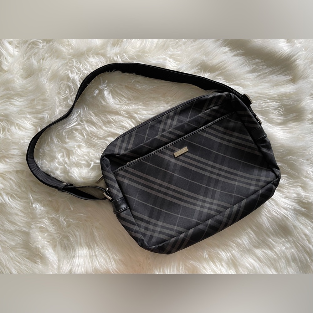 Burberry London Blue Label EUC shoulder bag/crossbody bag